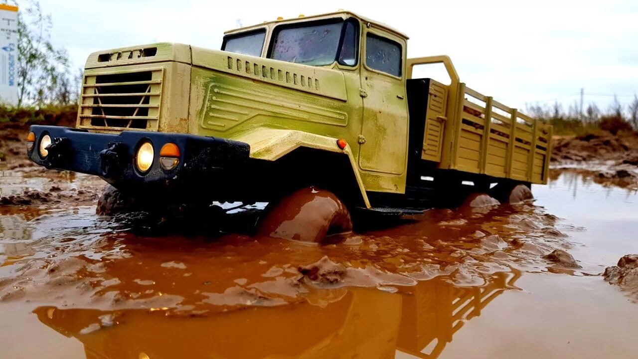 Краз 255 на бездорожье. Кразы на бездорожье видео. Краз на бездорожье. Краз на бездорожье. Краз на бездорожье.