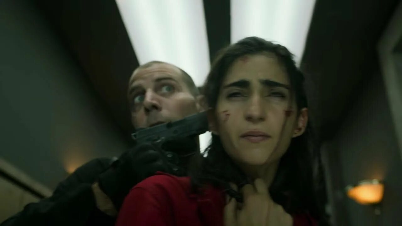 Бумажный дом основан на реальных. Бумажный дом сериал гандия. сесар гандиа бумажный дом. найроби бумажный дом смерть. гандия и найроби бумажный дом.