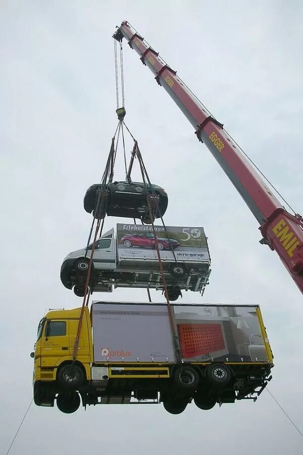 Погрузка краном. Hiab 320t манипулятора грузовой. Palfinger pk 16000. Подъем грузов манипулятором. Palfinger самый мощный кран.