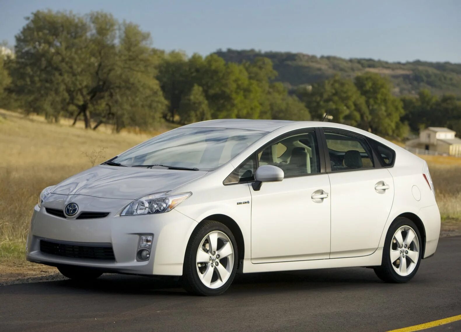 Toyota prius 2009. Тойота prius v 2012. Тойота приус б. Тойота приус 5. Toyota prius zvw35.
