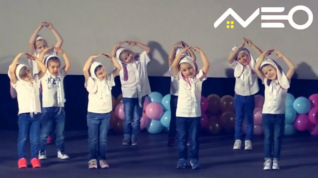Нео тула. Нео дэнс фэмили тула. neo dance family тула. коллектив нео тула танцевальный. нео данс тула детская.
