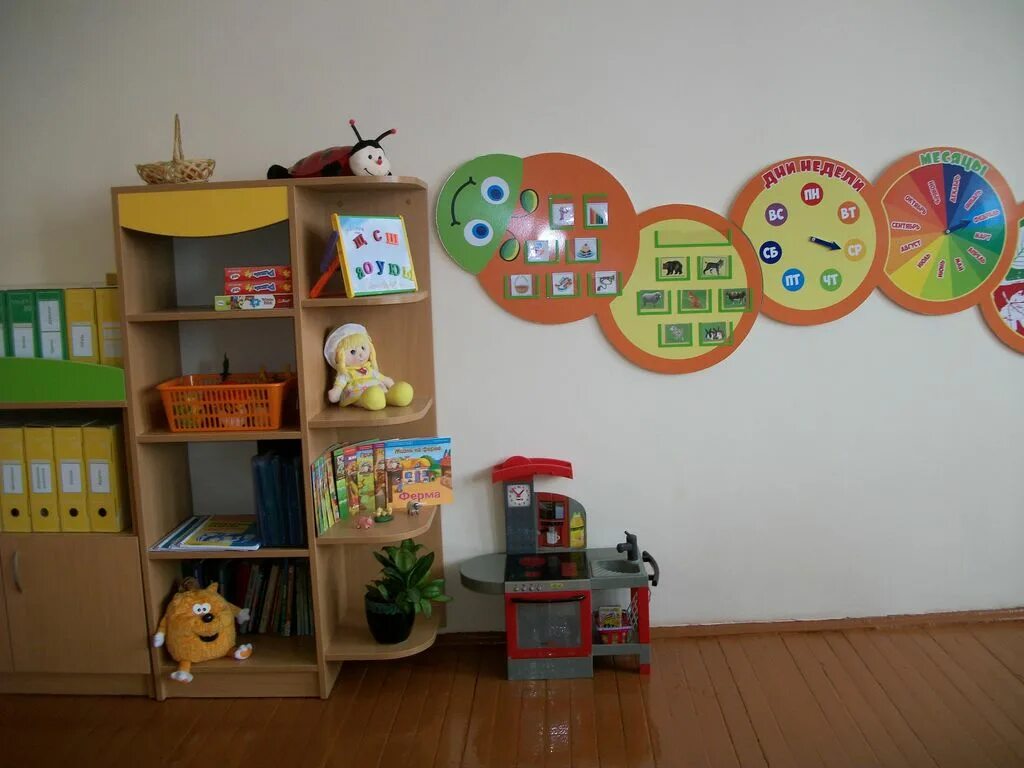 уголок уединения в сенсорной комнате. развивающей работы психолога в школе. среда кабинета педагога-психолога. развивающая среда психолога.