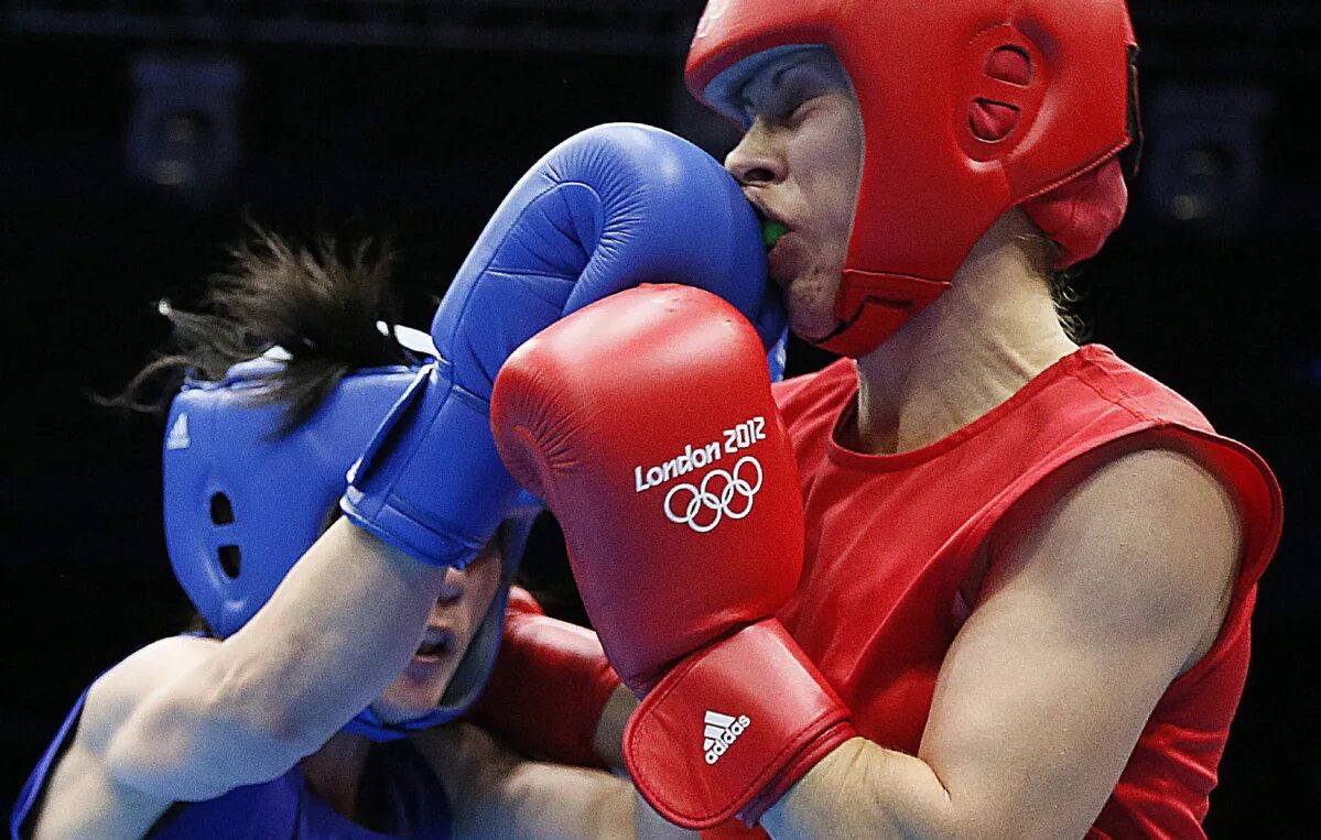 Бокс картинки широкоформатные. Боксеры дерутся. Бокс ринг. Media boxing. Media boxing.