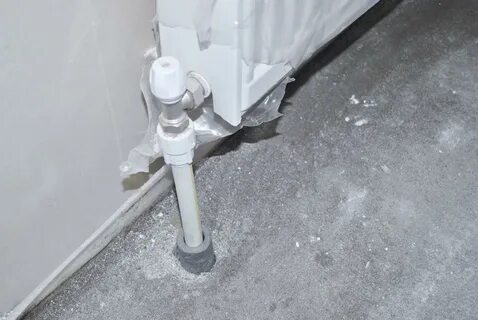 Можно ли полипропиленовые трубы заливать в стяжку