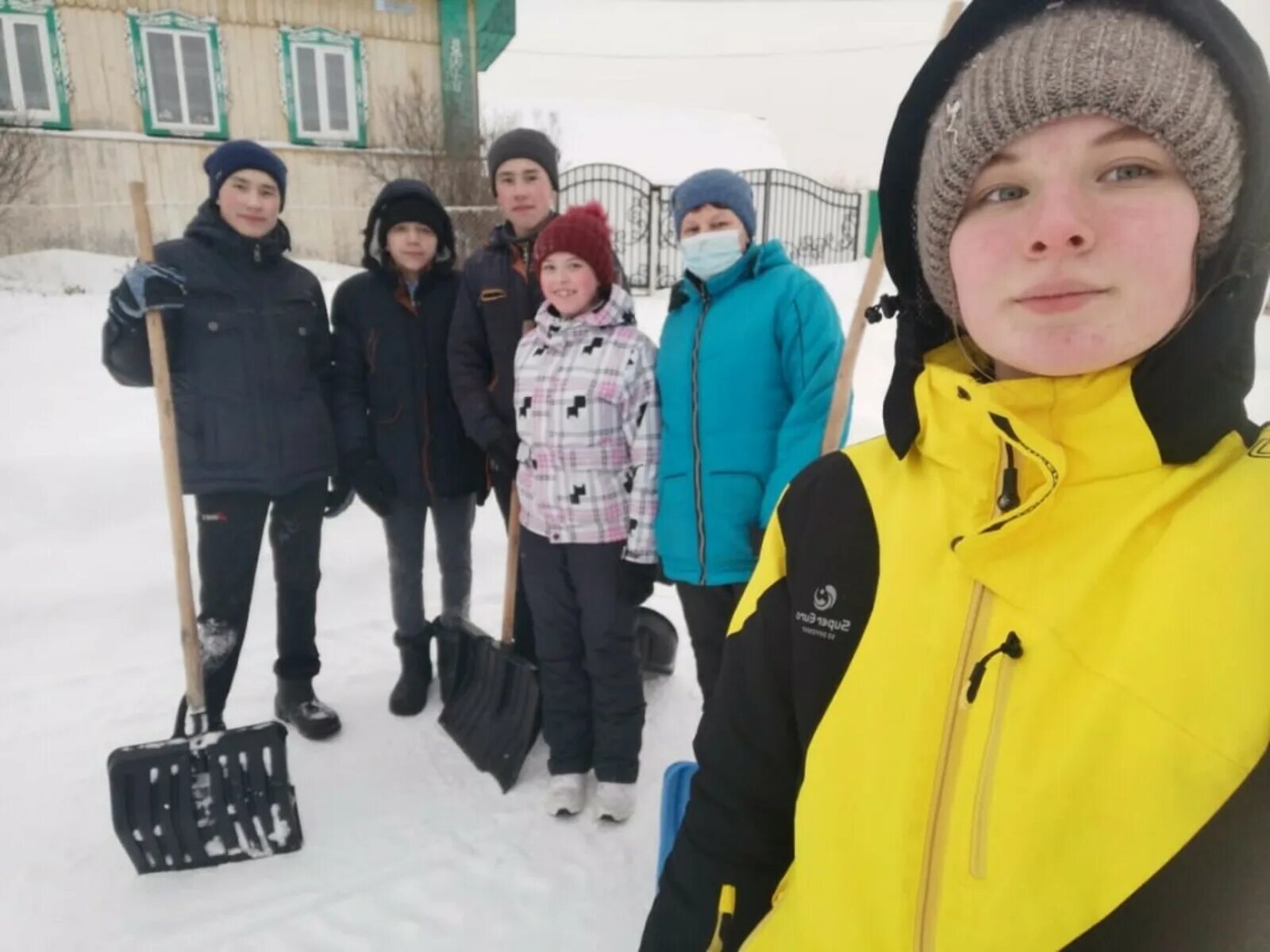 Погода в кунгаке. Школа д Кунгак. Школа в Кунгаке. Кунгак Мелеуз гора. Деревня Кунгак.