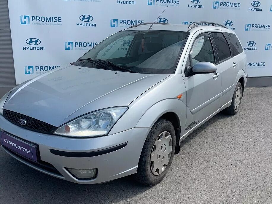 Куплю форд на авито ру. Форд фокус 1 2004 года. Форд фокус 1 2004г. Oyster Silver Ford Focus 1. Авито Форд фокус 2004.