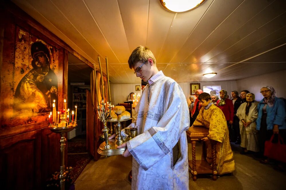 храм царя страстотерпца николая ii в аннино. храм царя страстотерпца николая ii. храм в аннино выставка царю николаю. храм царя николая в аннино.