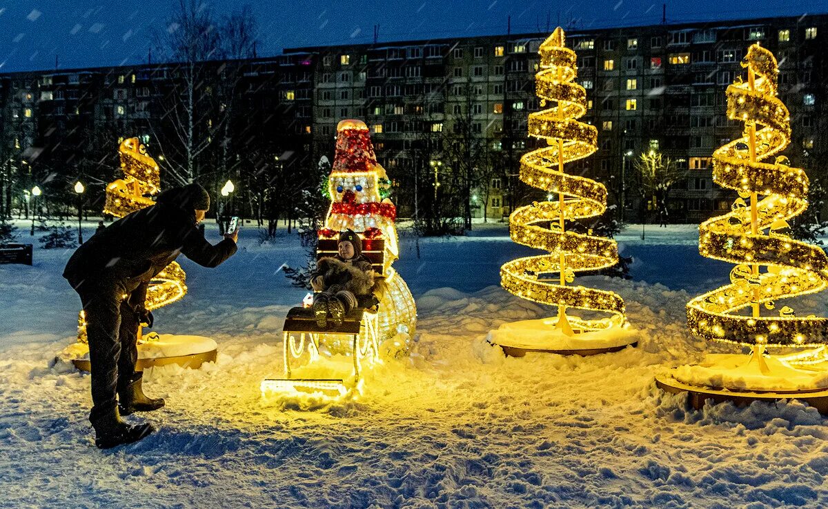 парк кирова новый год. парк аполлон киров.