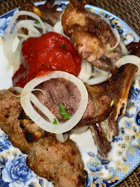 шашлычный мир киров. кафе ай шашлык волоколамск. шашлык волоколамск. кафе ай шашлык волоколамск. шашлычный мир игровая комната.