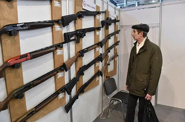 Фото на оружие требования. Фото на оружие требования 2022. Запрет владеть оружием Эстония. Рамблер оружие.