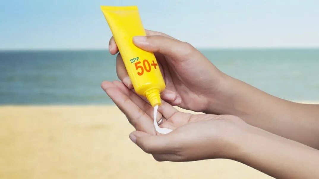 СПФ солнцезащитный крем. Солнцезащитный лосьон Sunblock. Sunscreen SPF 50. Солнцезащитный крем Sunscreen.