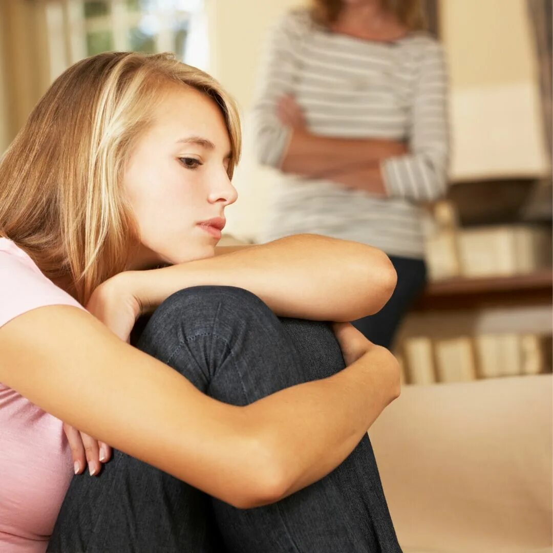 Jealous mommy. Подростки и родители. Мама и подросток. Спокойный подросток. Личное пространство подростка.