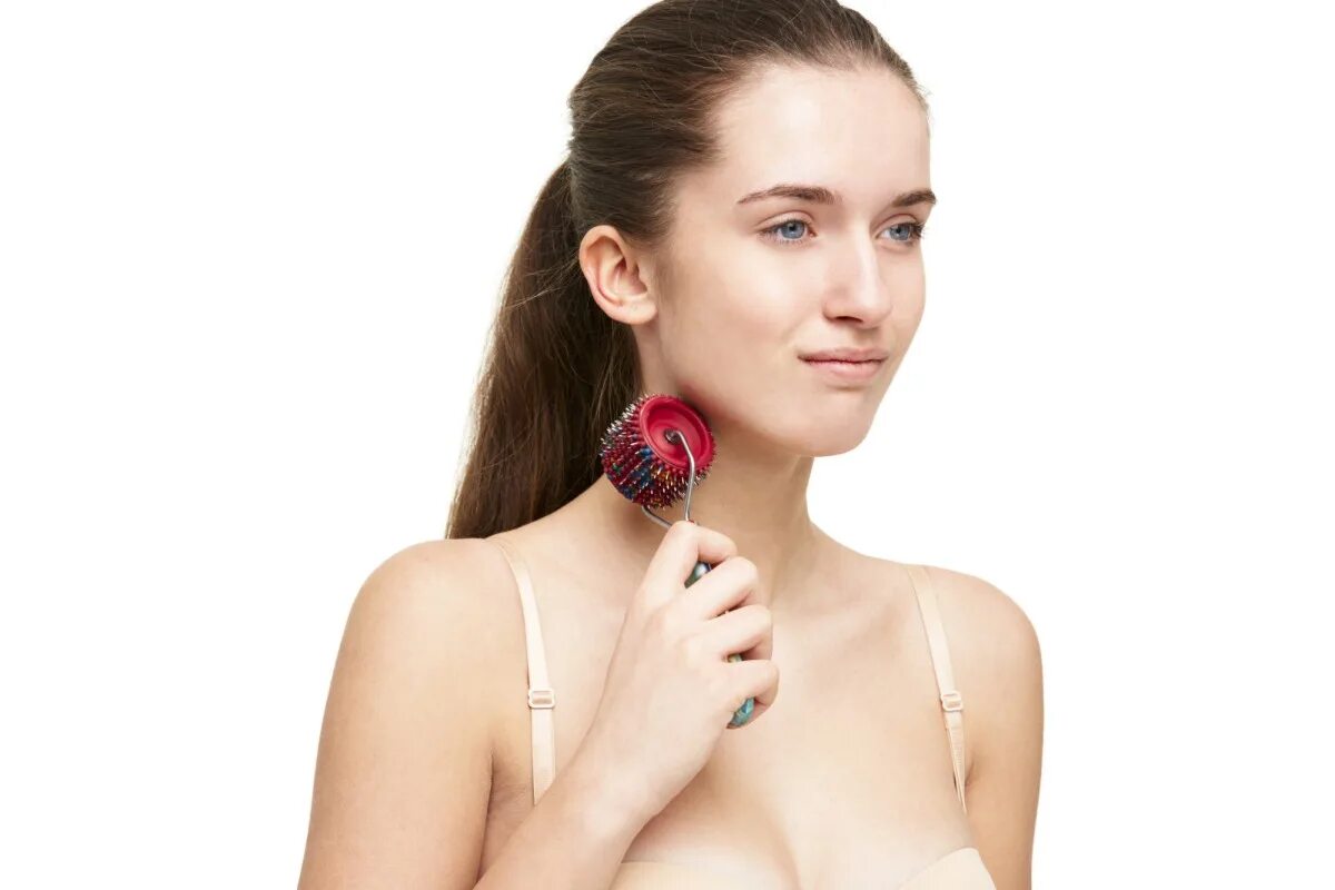 Аппликатор для лица. Аппликатор ляпко (валик лицевой игольчатый 3,5) шаг игл 3,5,d-51 мм ,ш-40 мм. Аппликатор ляпко валик. Аппликатор ляпко валик лицевой-м 40х51 мм, шаг игл 3,5. Аппликатор для лица.