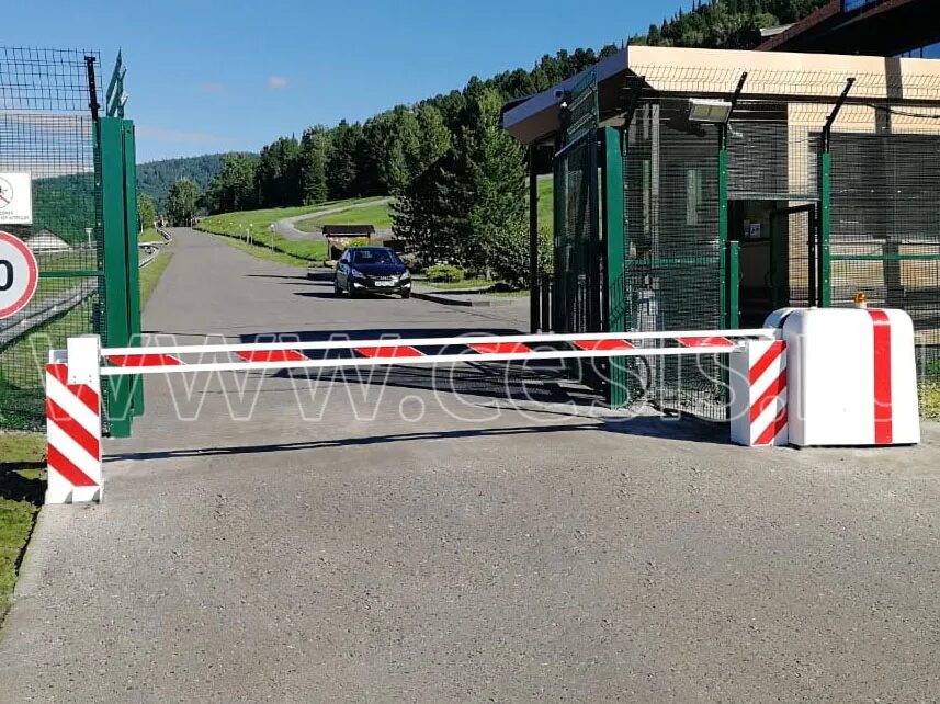 Пту л препона. 001. Пту л препона. Противотаранный барьер кольчуга. Шлагбаум поворотный противотаранный цесис.