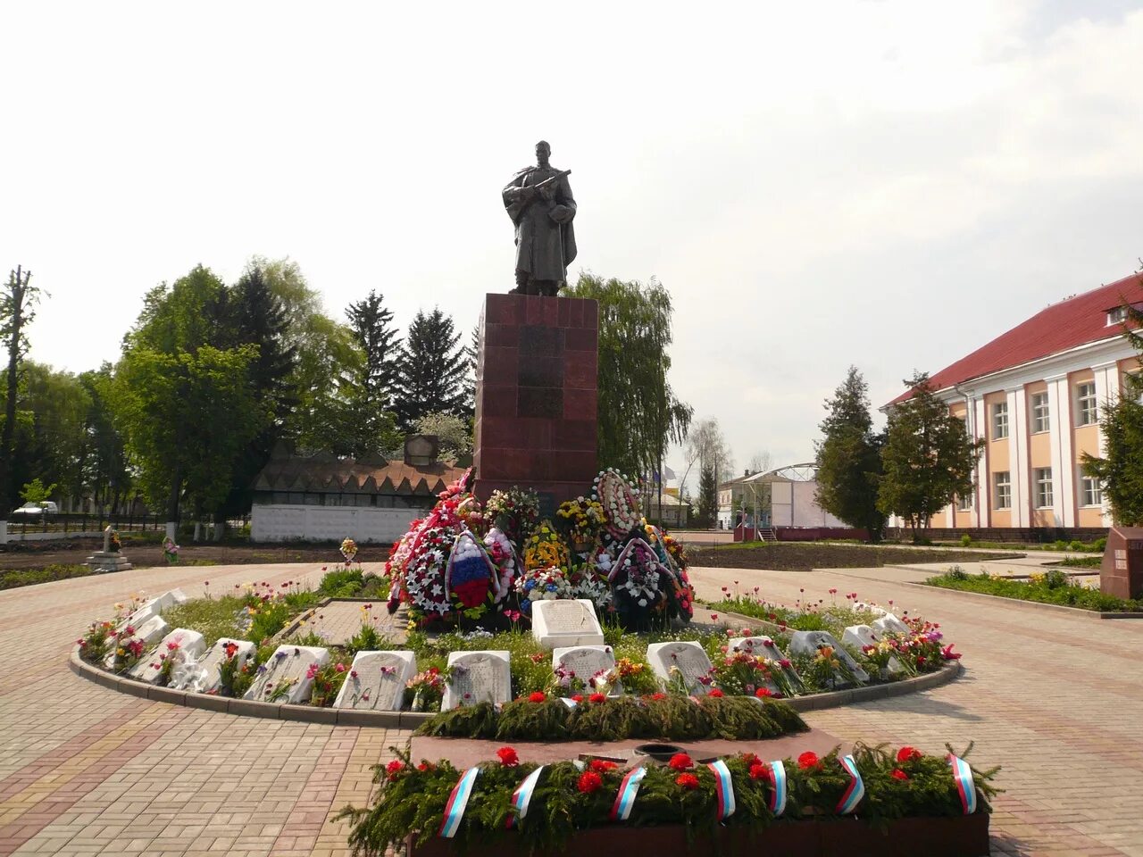 Суджа родная телеграмм. Городское поселение город Суджа. Г Суджа Курской области. День освобождения Суджи Курской области. Суджи город Курская.