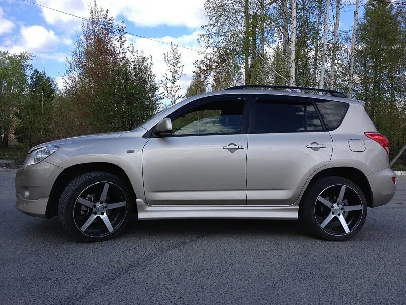 Литые диски тойота рав 4. Диски toyota rav4 xa30. rav4 r20 vossen. тойота рав 4 на 20 дисках. rav4 vossen cv3.