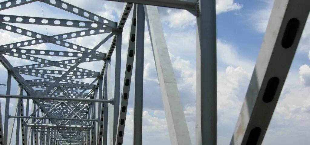 Старый мост астрахань сегодня работает ли. Астраханский мост (старый). астрахань мост через волгу. старый жд мост астрахань.