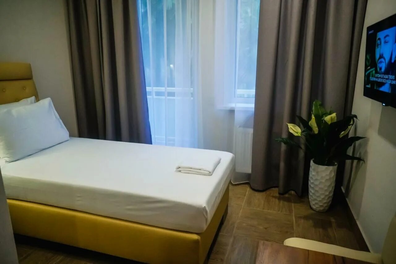 Amza park hotel абхазия. Амза парк отель гагра. Амза парк отель. Амза парк отель 2024. Amza park hotel 5 абхазия.