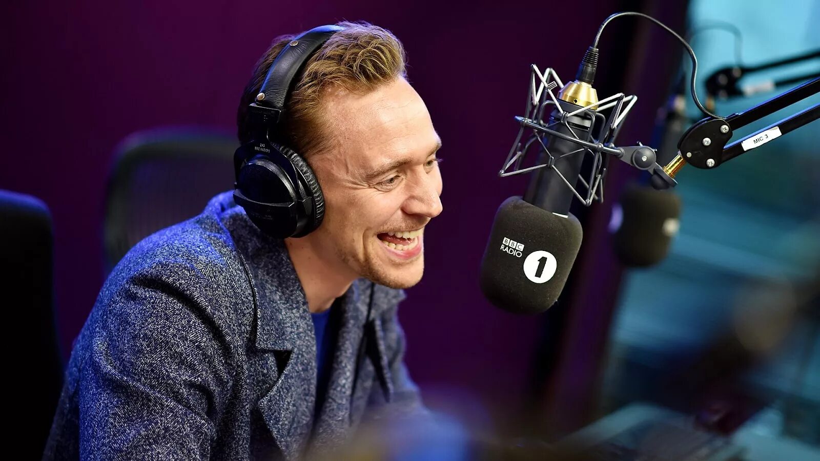 Следующее радио. Bbc радио. радио 1 ббс. bbc radio 1. bbc radio international.