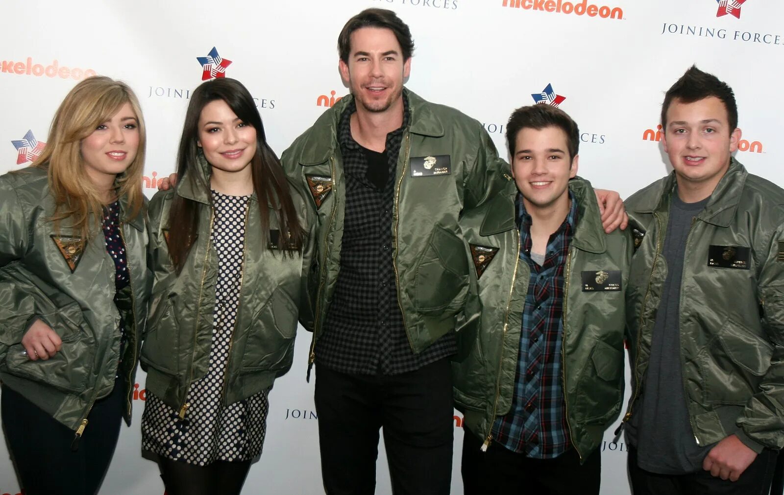 Nickelodeon ICARLY. ICARLY 2023. 2012 cast