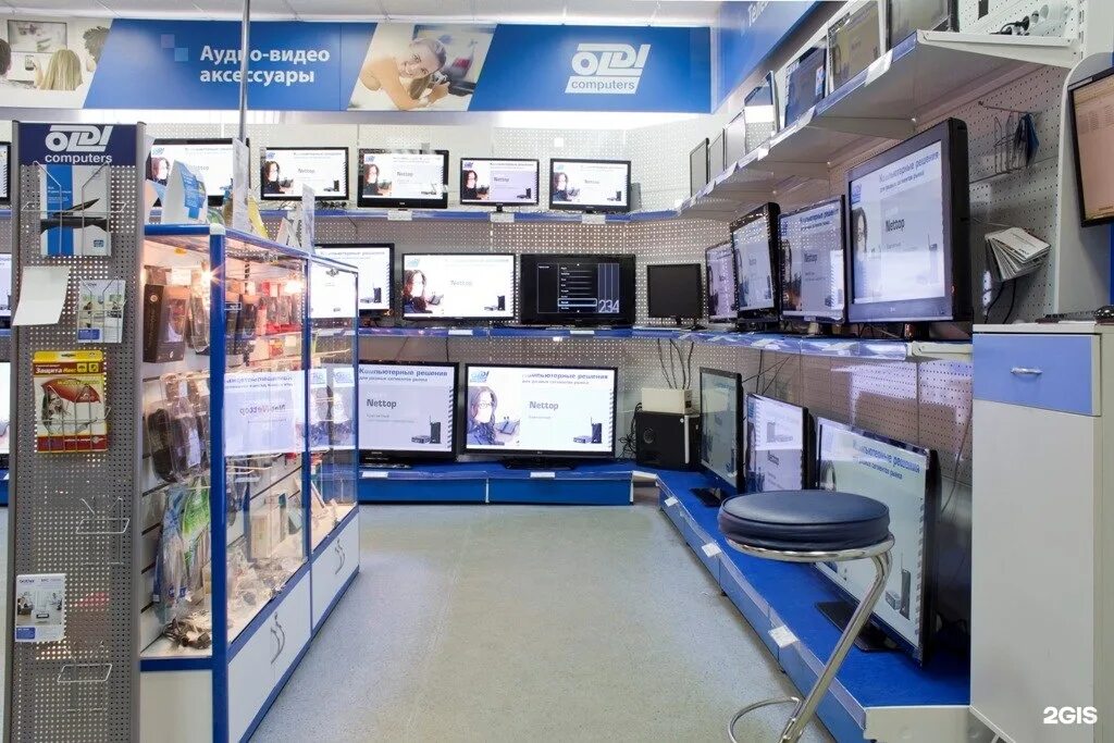 Компьютерный магазин. Магазин компьютерной техники. Компьютерный магазин Москва. Компьютерный магазин 2000х.
