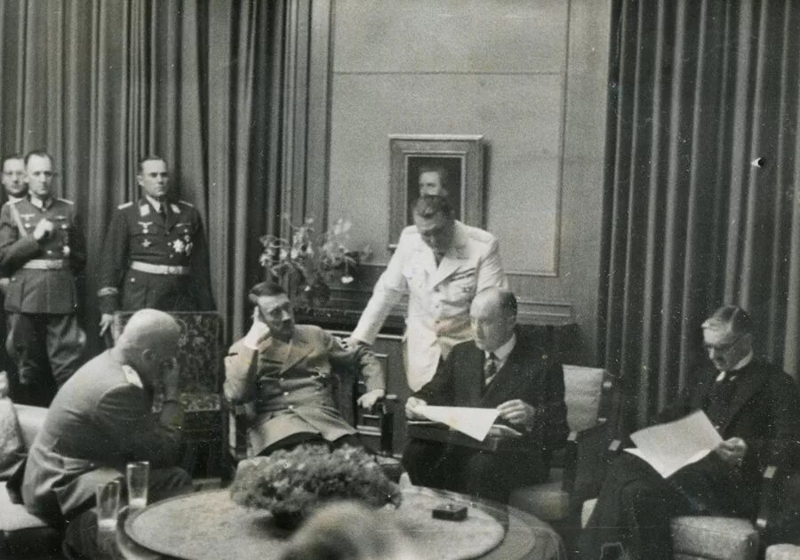 Мюнхенская конференция 1938 г. Мюнхенская конференция 1938. Конференция в Мюнхене 1938. Подписание мюнхенского соглашения 1938 г.