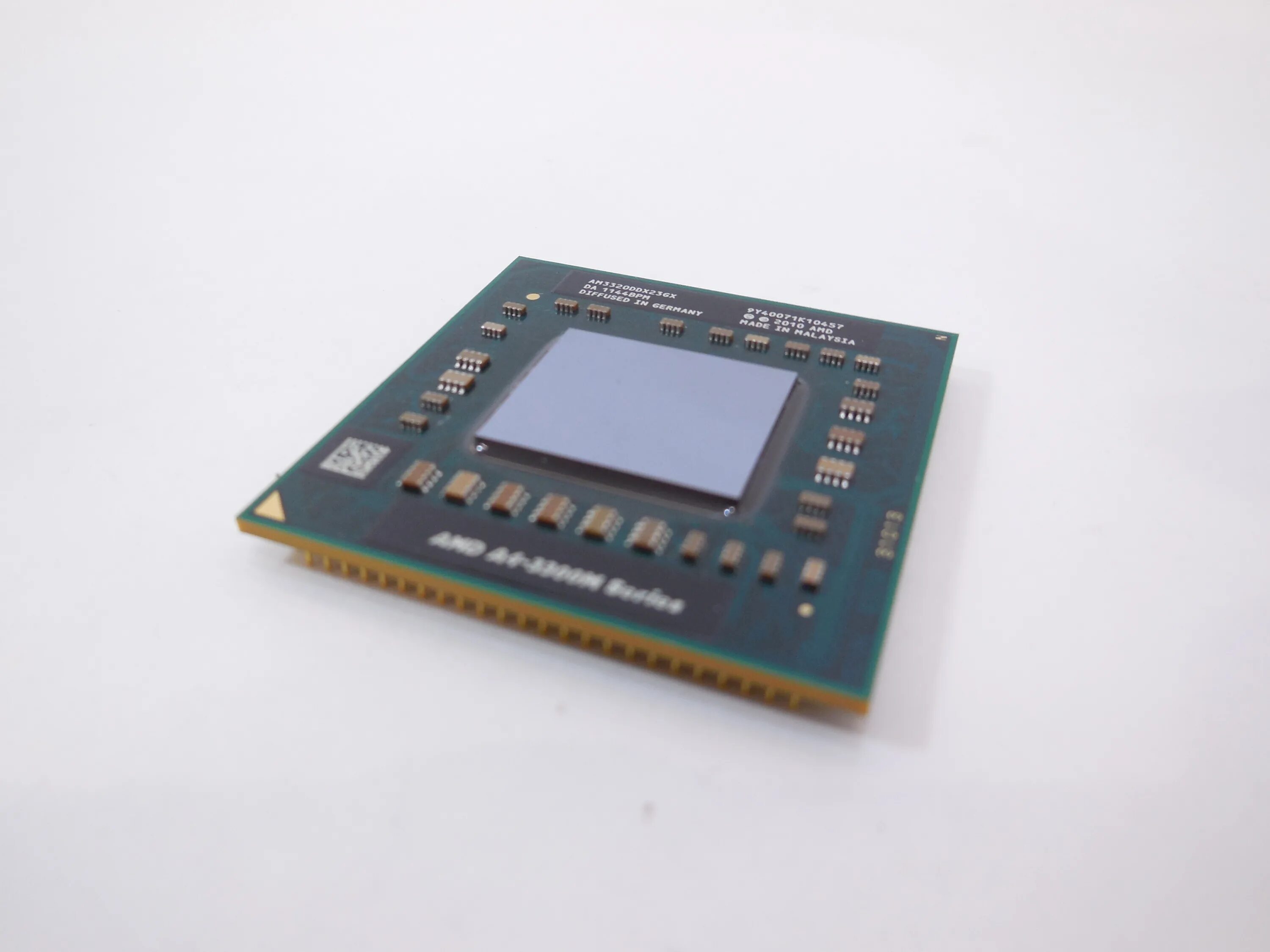 Сокет fs1. Процессор AMD a4 3300m. Fs1 сокет Ноутбуки. АМД а4 3320.
