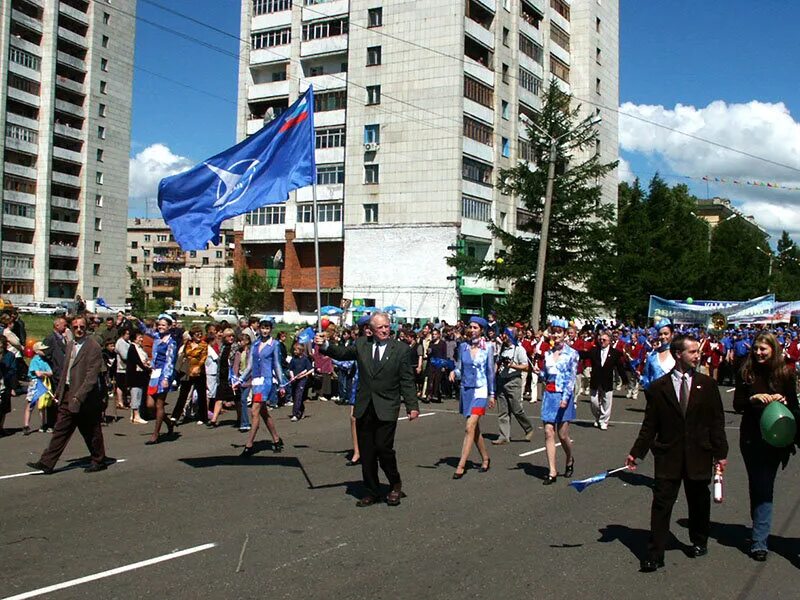 2002 г 114. День города 2002. День города Лесной 2002 год. Москва город 2002. Какого числа будет день города в Комсомольске.