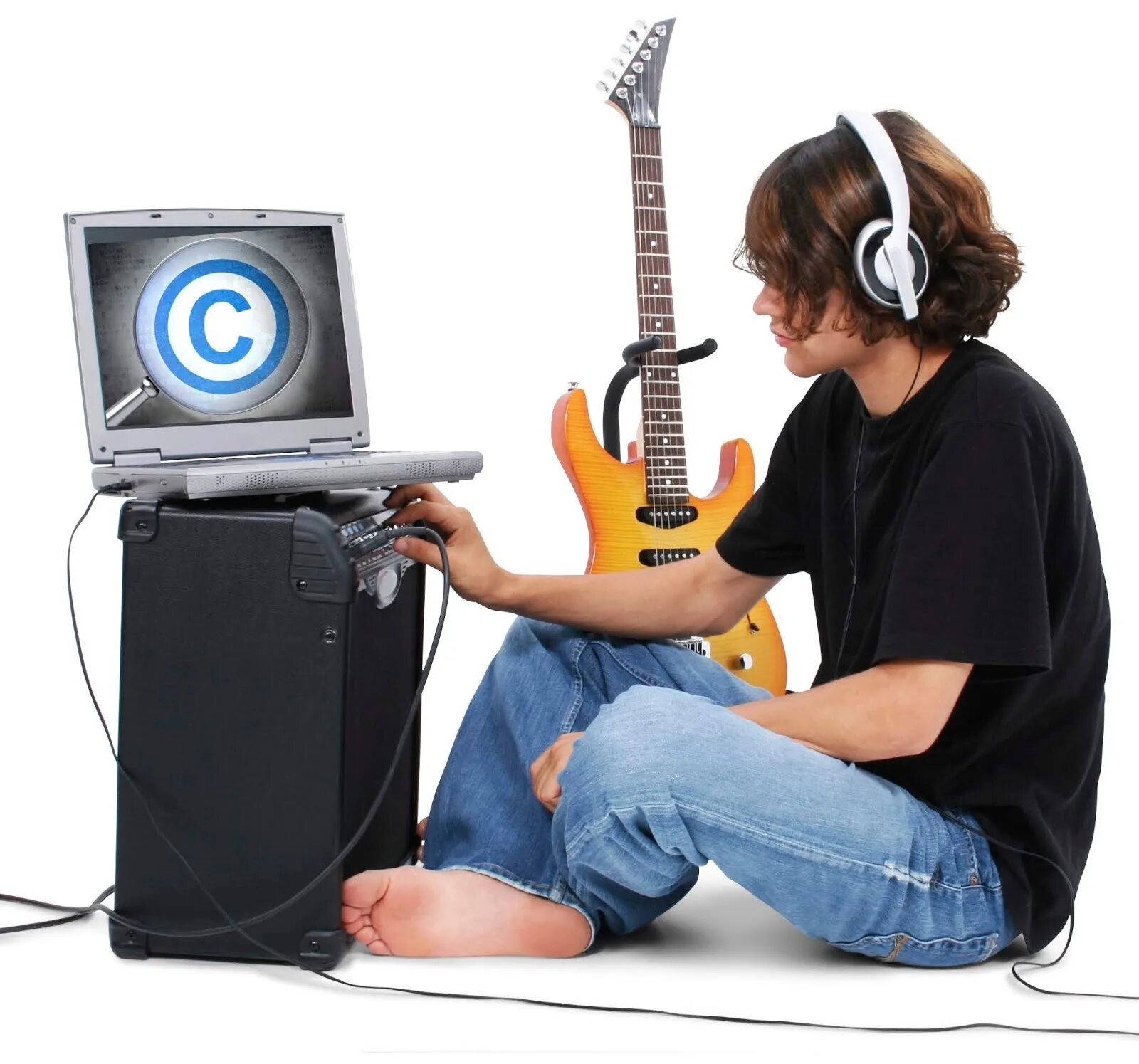 Играй песню компьютер. Электрогитара с наушниками. Гитара компьютер. Мальчик с гитарой. Компьютер и гитара фото.