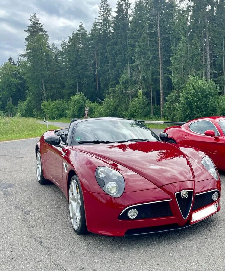 Alfa romeo 8c 2007. Альфа ромео 8с. Альфа ромео 8c spider. Альфа ромео 8c competizione. Альфа ромео 8с кабриолет.