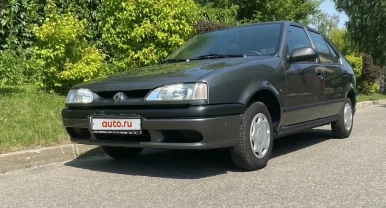 Продам renault. Рено 19 серая блестящая. Рено 19 с бампером от Европы. Продам Рено 1985. Легковой автомобиль Ренаульт 19 отзывы автовладельцев.