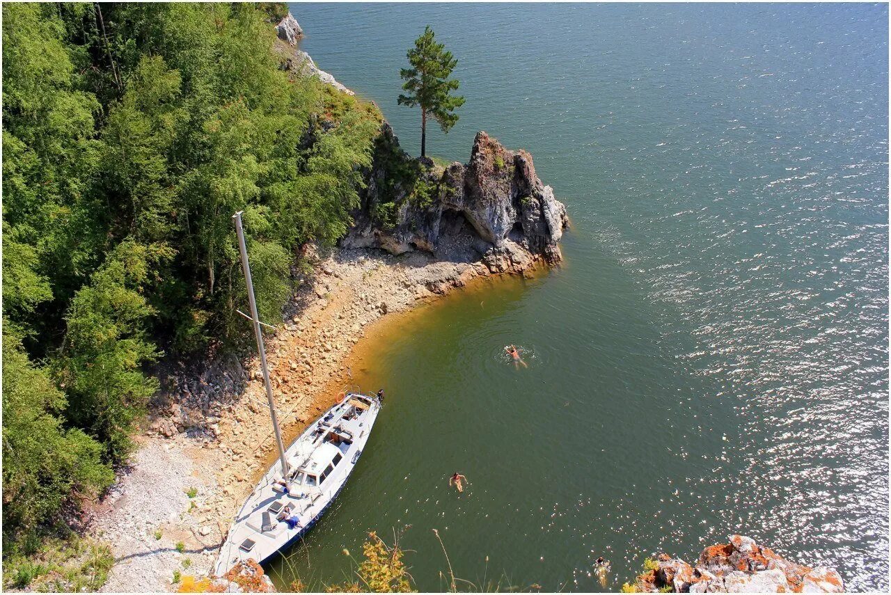 Игольн ца залив стый смех. Залив Бирюса Красноярское море. Красноярское водохранилище царские ворота. Бирюсинский залив царские ворота. Царские ворота Красноярск Бирюсинский залив.