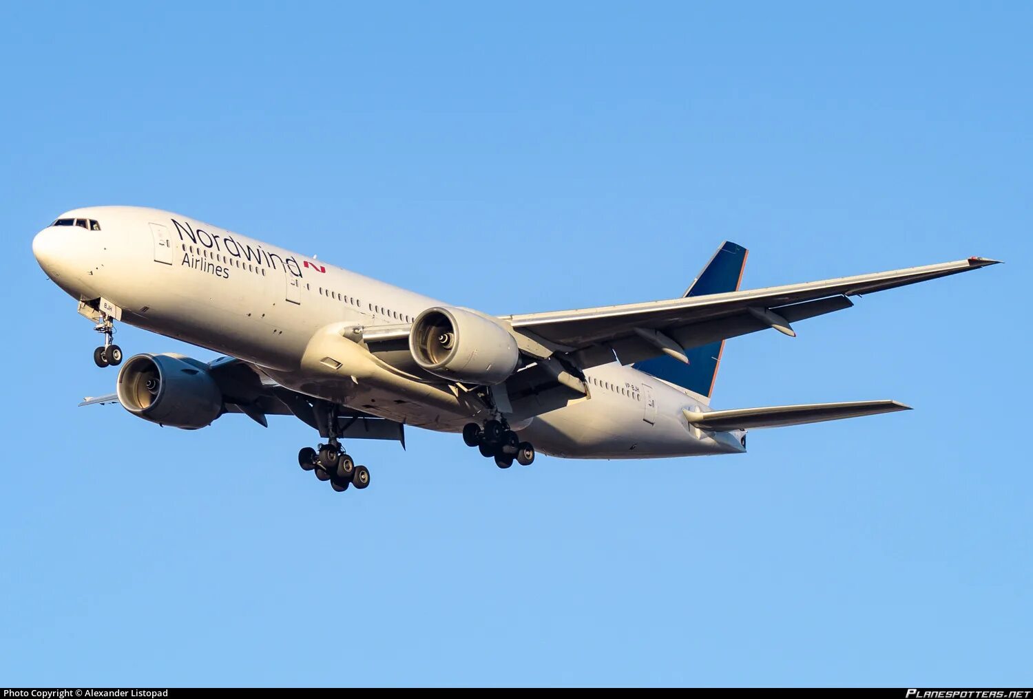 Боинг 777 212. Боинг 777 Nordwind. Боинг 777-200er Nordwind. Boeing 777-200 Nordwind Airlines.