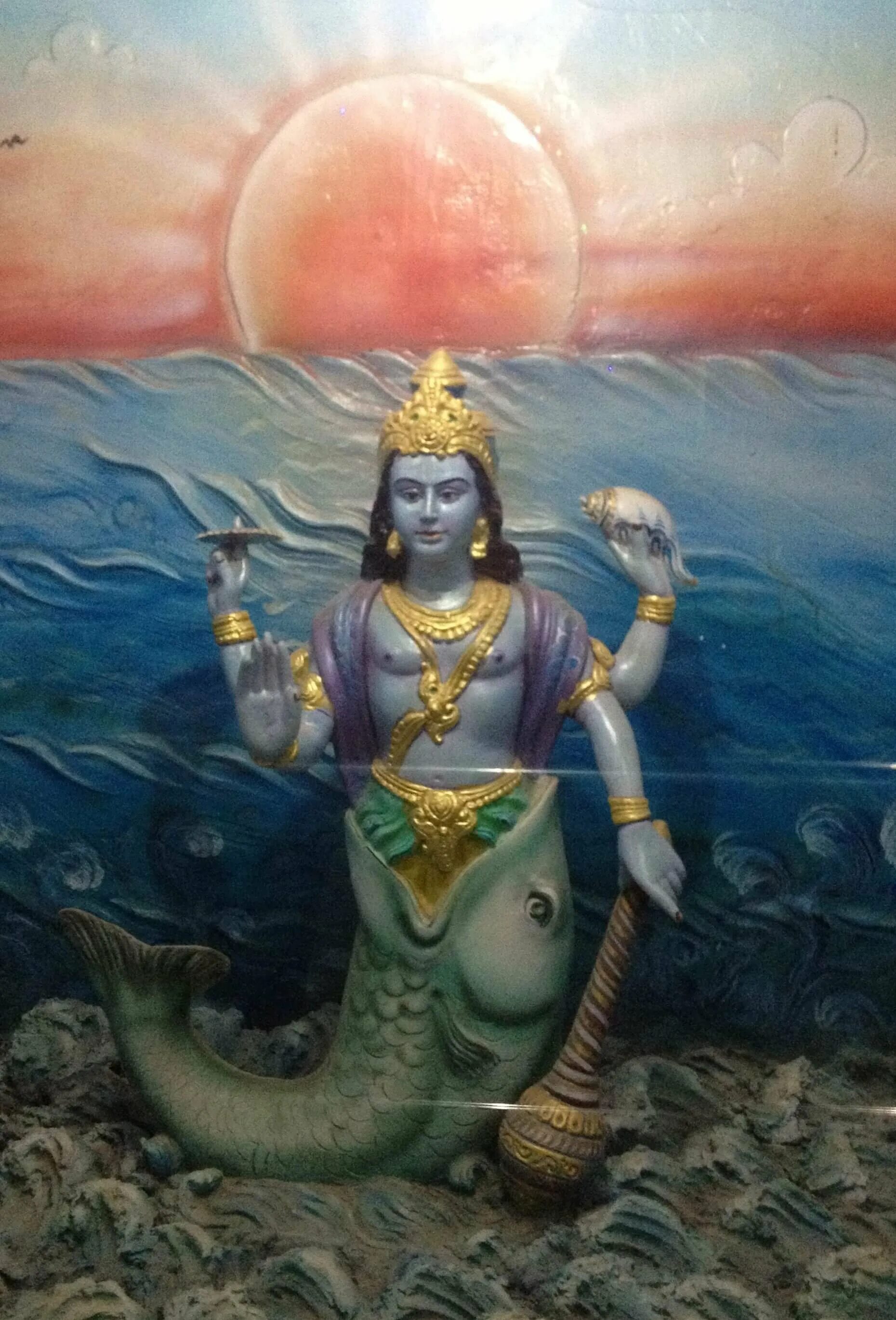 В виде этого животного бог вишну согласно. Вишну кришна. Бог вишну в индии. Лакшми нрисимха божество. Вишну божество.