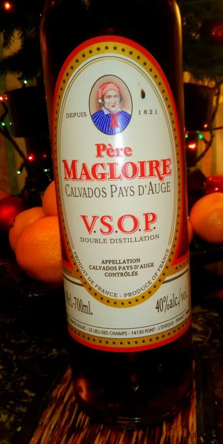 Кальвадос Pere Magloire v.s.o.p 0.7л. Кальвадос Pere Magloire v.s.o.p. Кальвадос Pere Magloire VSOP 0.7. Pere Magloire VSOP кальвадос Пьер Маглуар. Magloire 0.7