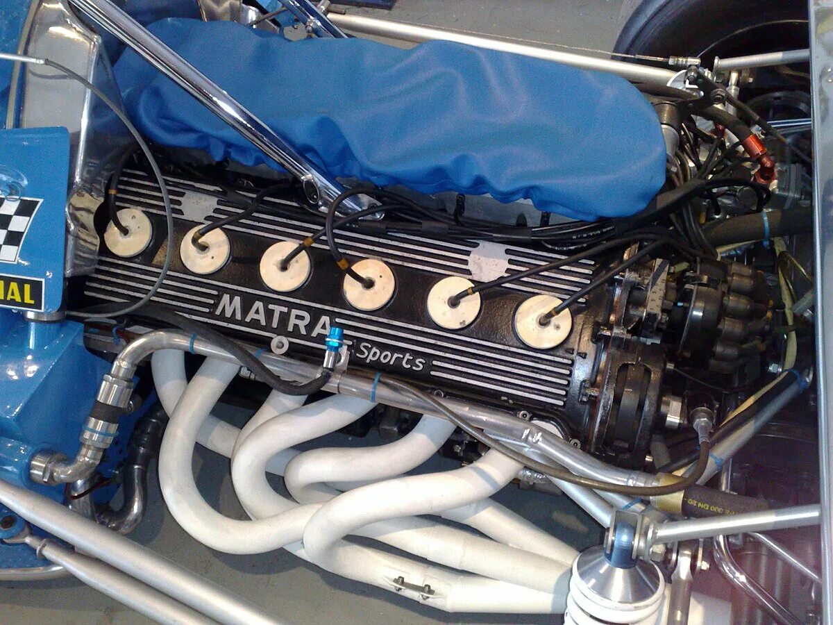 Двигателя формула автомобиля. Мотор v12. Двигатель формулы 1 v12. Matra v12 3,0 л. Matra ms10.
