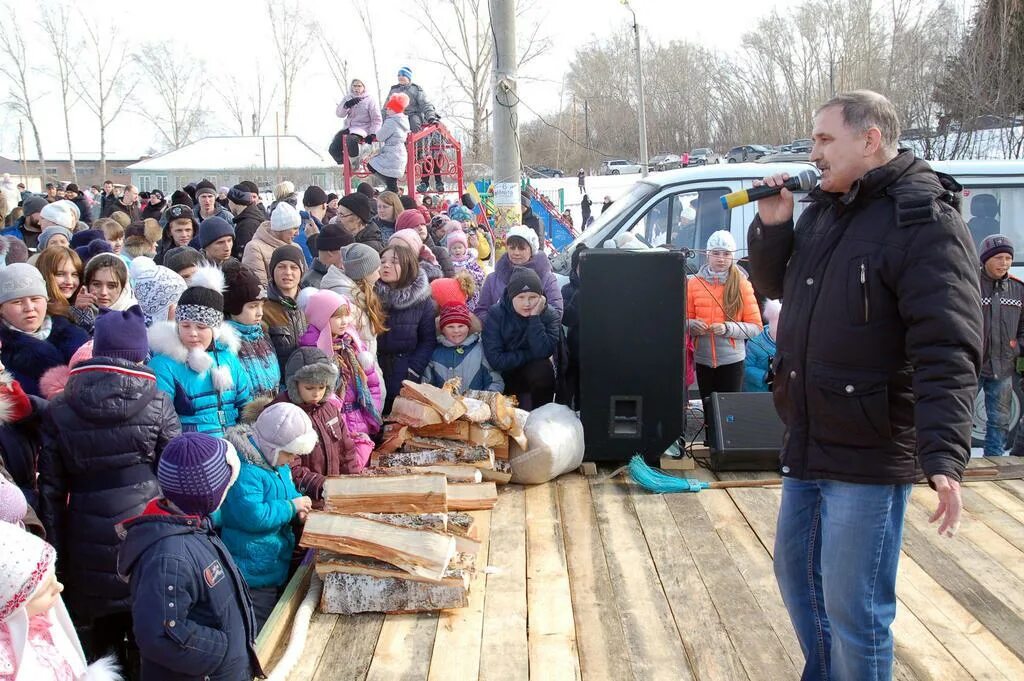 Погода в б мурте на 14. Большая Мурта Красноярский край. Поселок большая Мурта Красноярский край. Большая Мурта Красноярск. Масленица в большой Мурте.