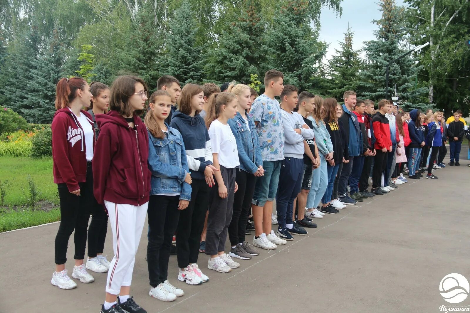 Лагерь смена Смоленск. Лагерь смена Руза. Лагерь Волжанка 4 смена. Лагерь Волжанка 4 смена в августе. Сколько лет лагерю смена