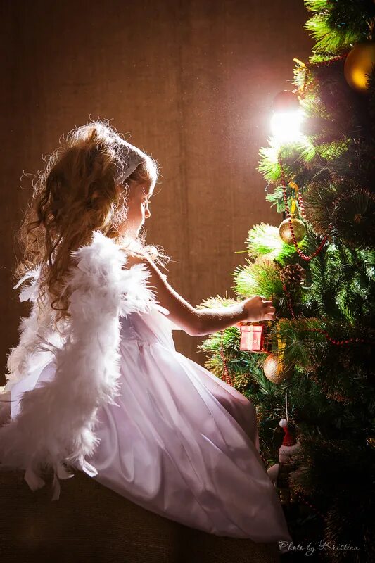 рождественские ангелочки. художница дона гельсингер рождество иисуса. художник дона генсингер. рождественский ангел. новогодние ангелочки.