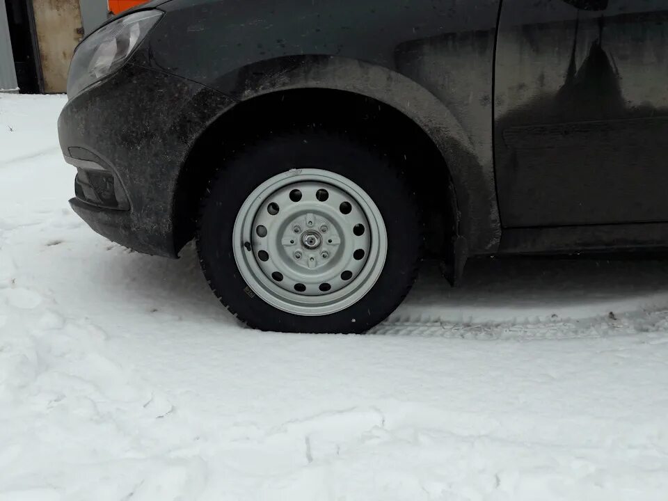 185/65 r14 зима на гранту. 185/65 r14 зима на гранту. Колеса на гранту 14 зима. Зимняя резина на гранту 185/65 r14. 175/65 r14 гранта.