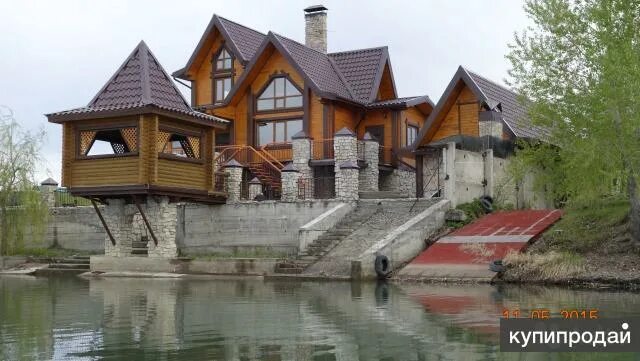 Большой коттедж по кожзаводской бийск. Авито бийск коттеджи. Бийск. Одинцовка. Дом в боровом.