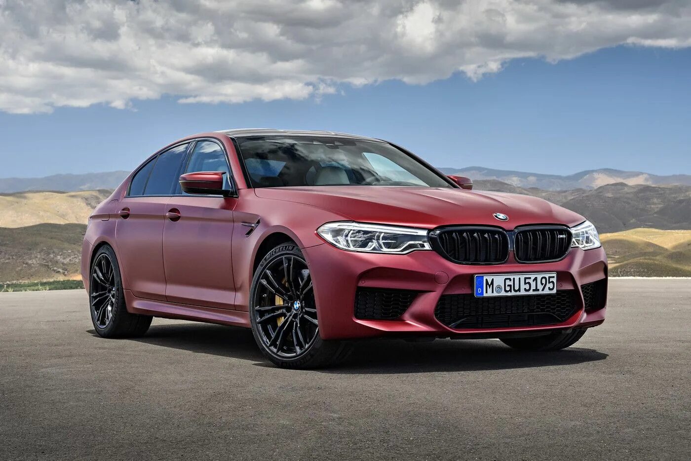 Бмв м5 компетишн лошадиные силы. Bmw m5 f90 2018. bmw m5. bmw m7 2025. бмв м5 ф90.