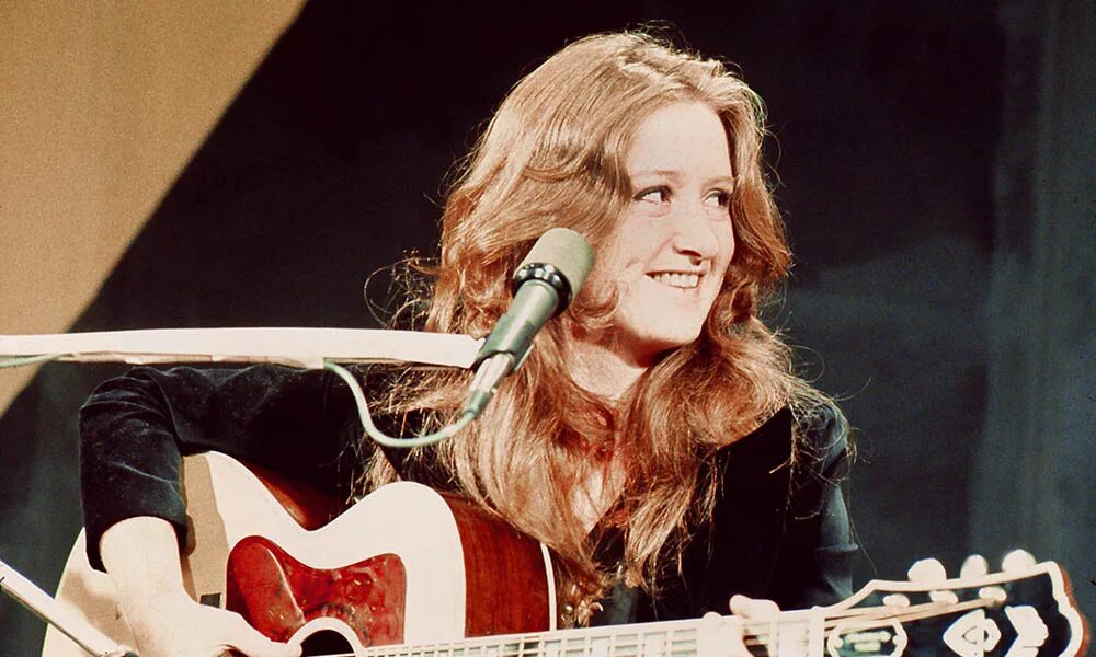 Bonnie blu. Bonnie Raitt. Bonnie Raitt the best. Bonnie Raitt в молодости. Bonnie Raitt фото 2022.