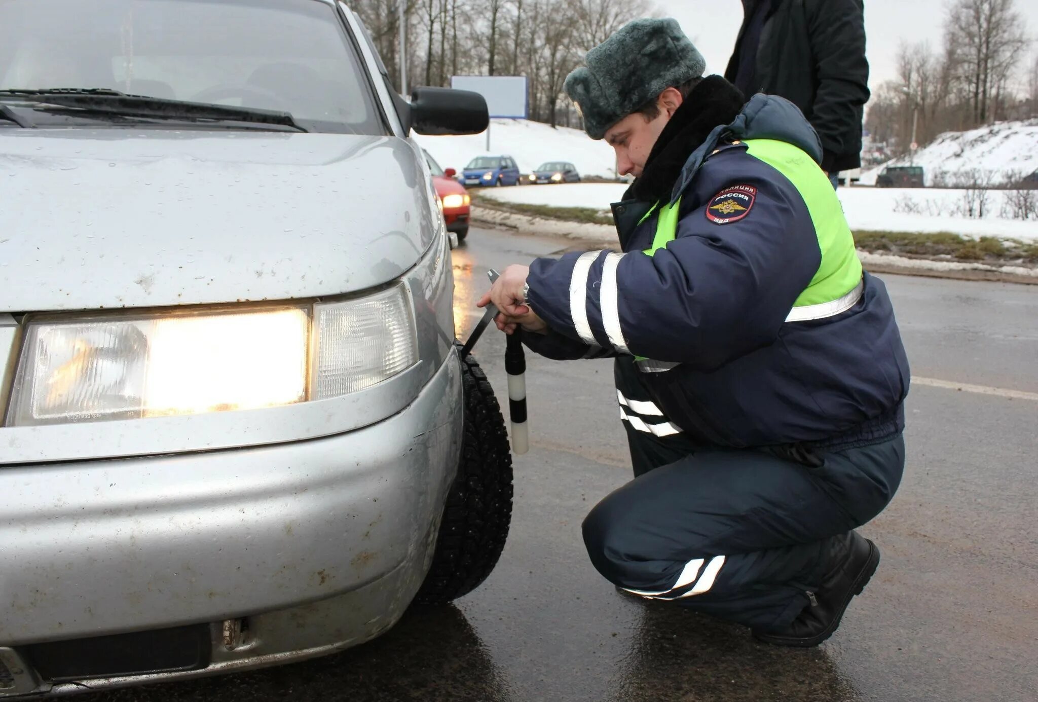 Езда на летней резине зимой штраф