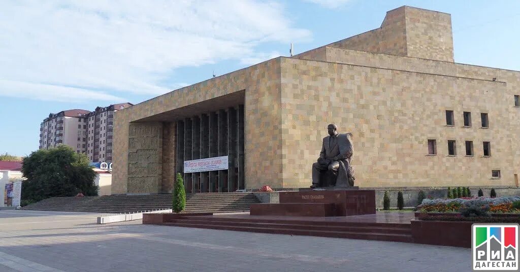 Лакский театр махачкала. Горького (махачкала). Драматический русский театр им м горького махачкала. Столица дагестана махачкала. Русский драматический театр махачкала.