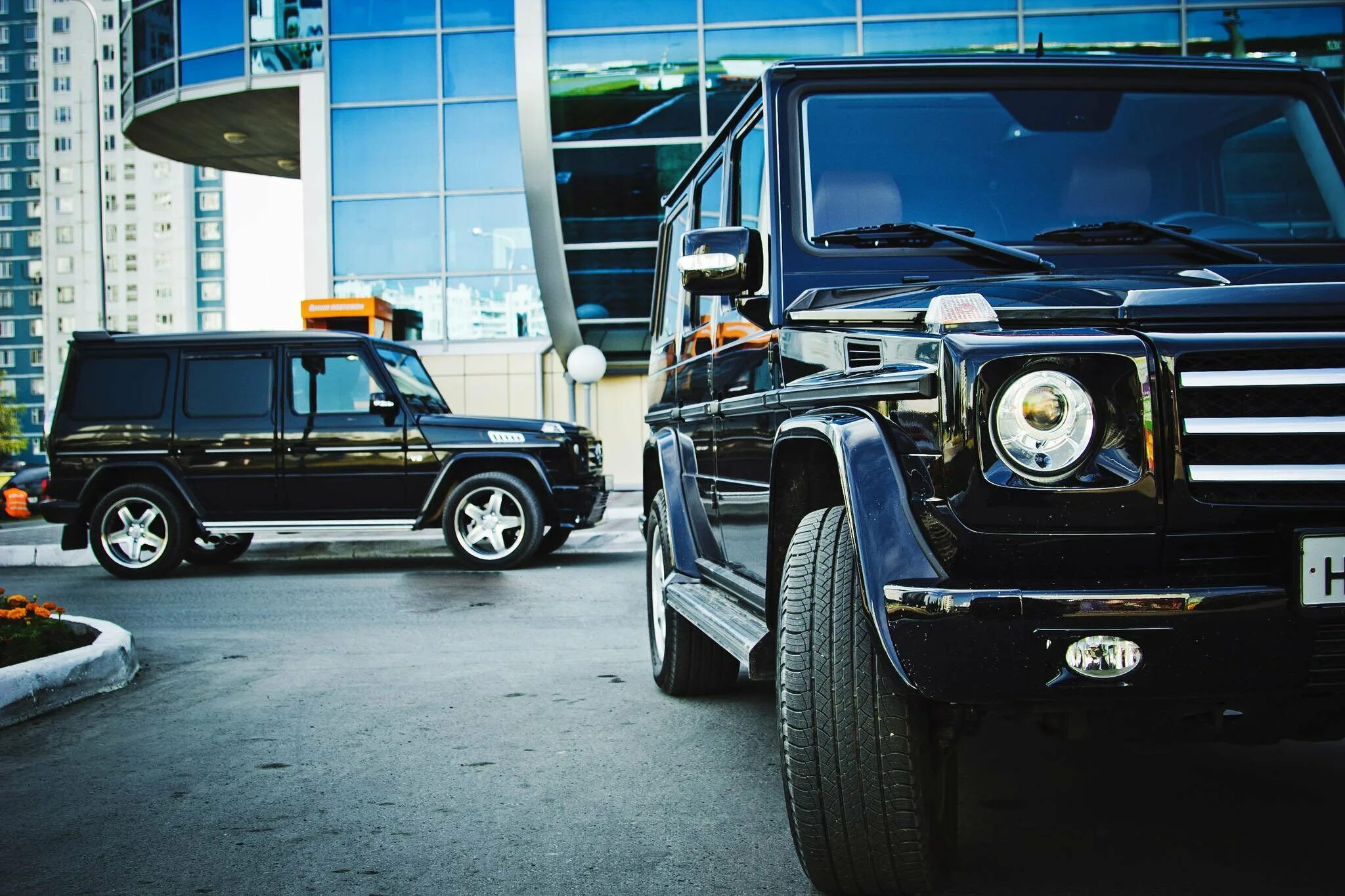 Ютуб гелики. Mercedes Benz g65 AMG. Мерседес Гелендваген Брабус. Мерседес g63 Бандитский. Mercedes g63 AMG Бандитский.