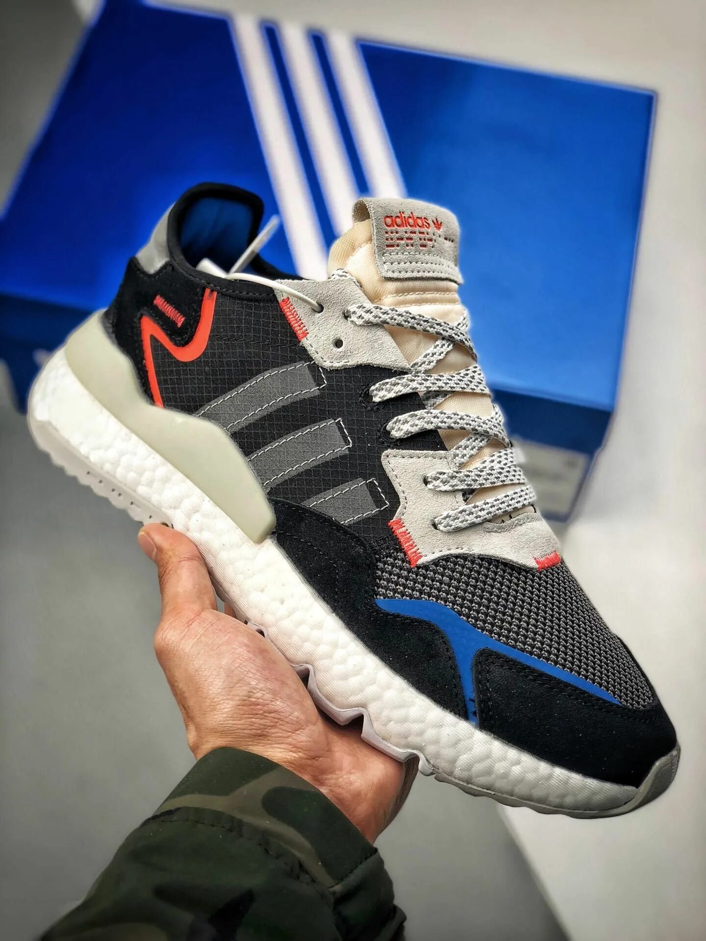 Кроссовки adidas nite. Adidas Nite Jogger 2019. Адидас Night Jogger. Adidas Nite Jogger Boost 2019. Кроссовки adidas Nite Jogger 2019.