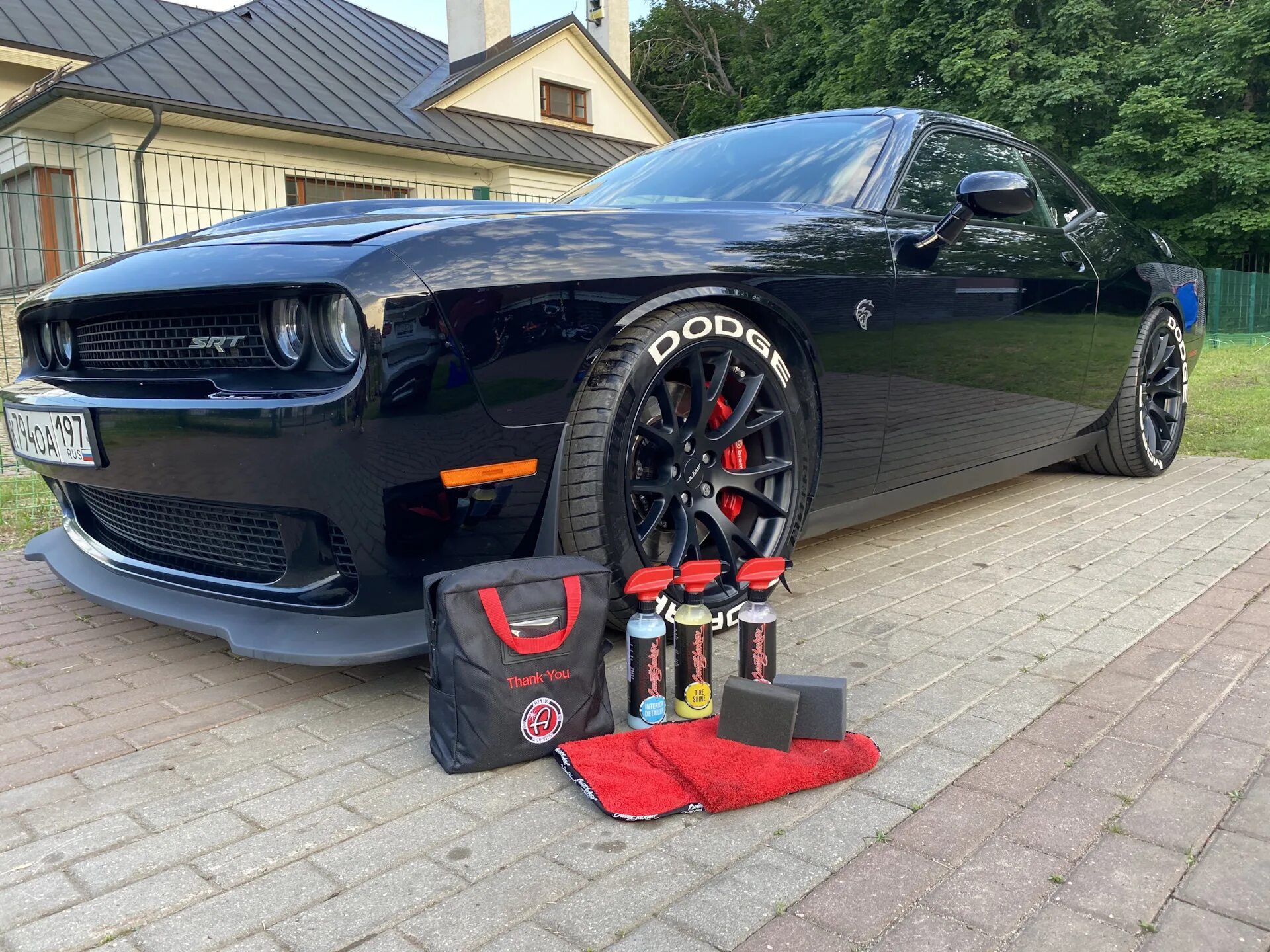 Диски челленджер. Колеса на додж челленджер. dodge challenger 6.2. додж челленджер диски. dodge challenger диски srt.