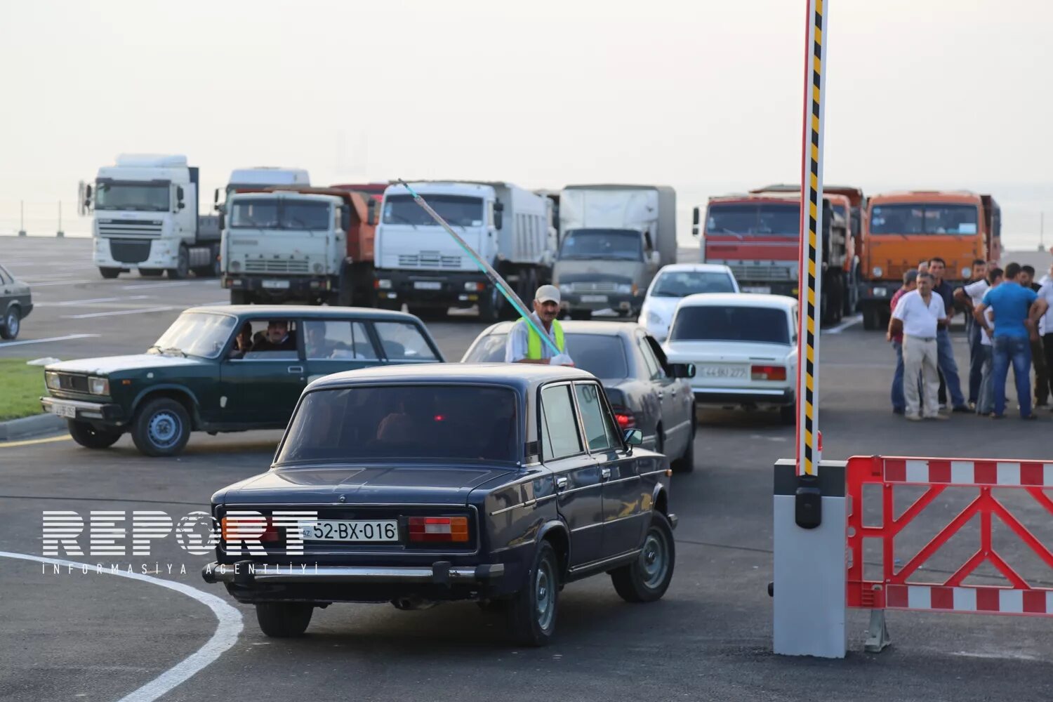 Въехать в азербайджан. Автомобильные регионы Азербайджана. Баку автомобили. Регион Баку. Регион автомобильный Баку.