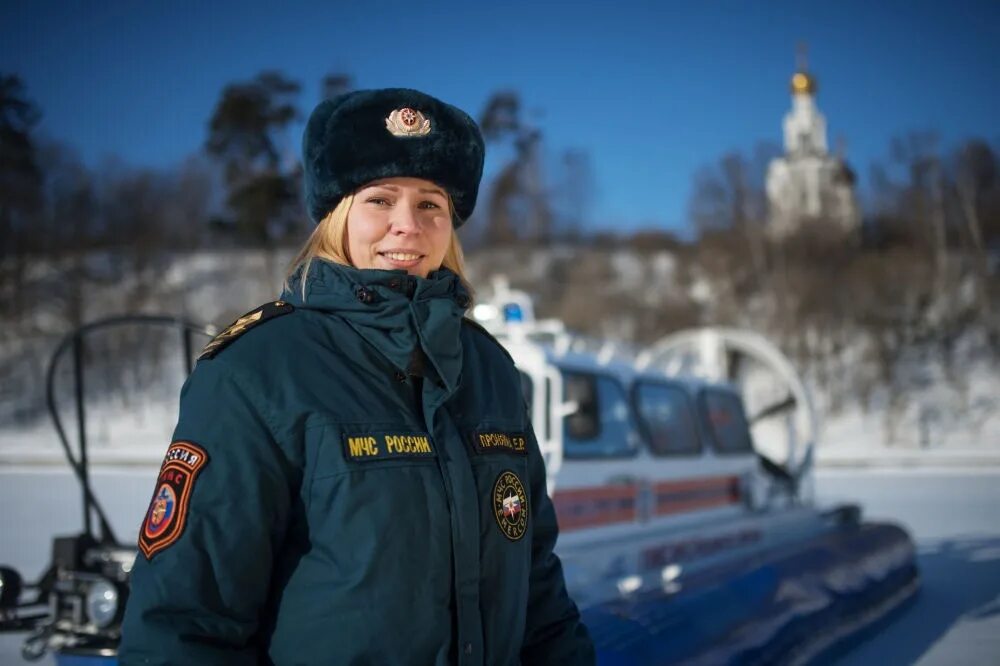 Государственный инспектор профессия. Форма инспектора ГИМС. Мужские профессии.